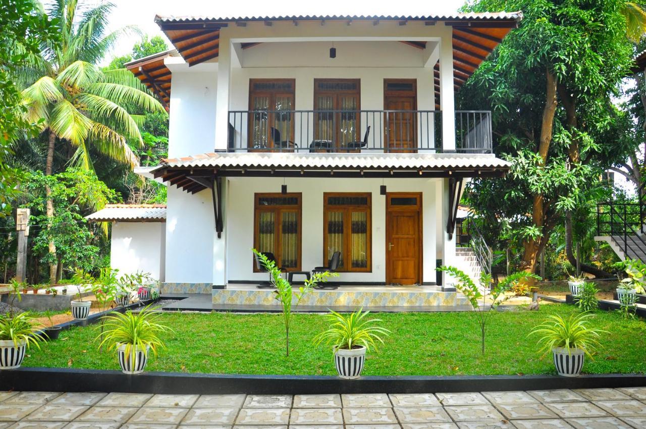 Kithmi Resort Polonnaruwa Luaran gambar