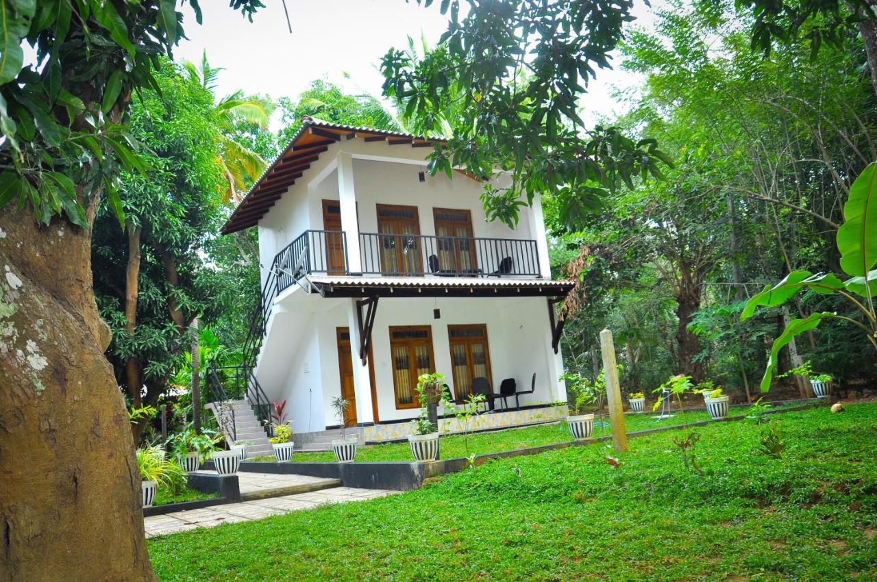 Kithmi Resort Polonnaruwa Luaran gambar